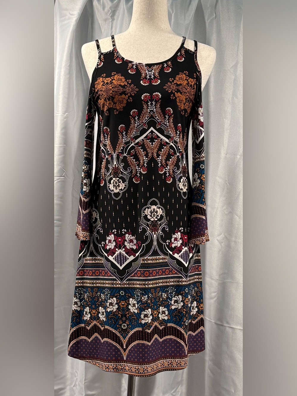 VENUS Black Boho Floral Cold-Shoulder Dress